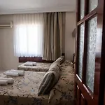 Hotel Spring