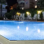 Hotel Spring